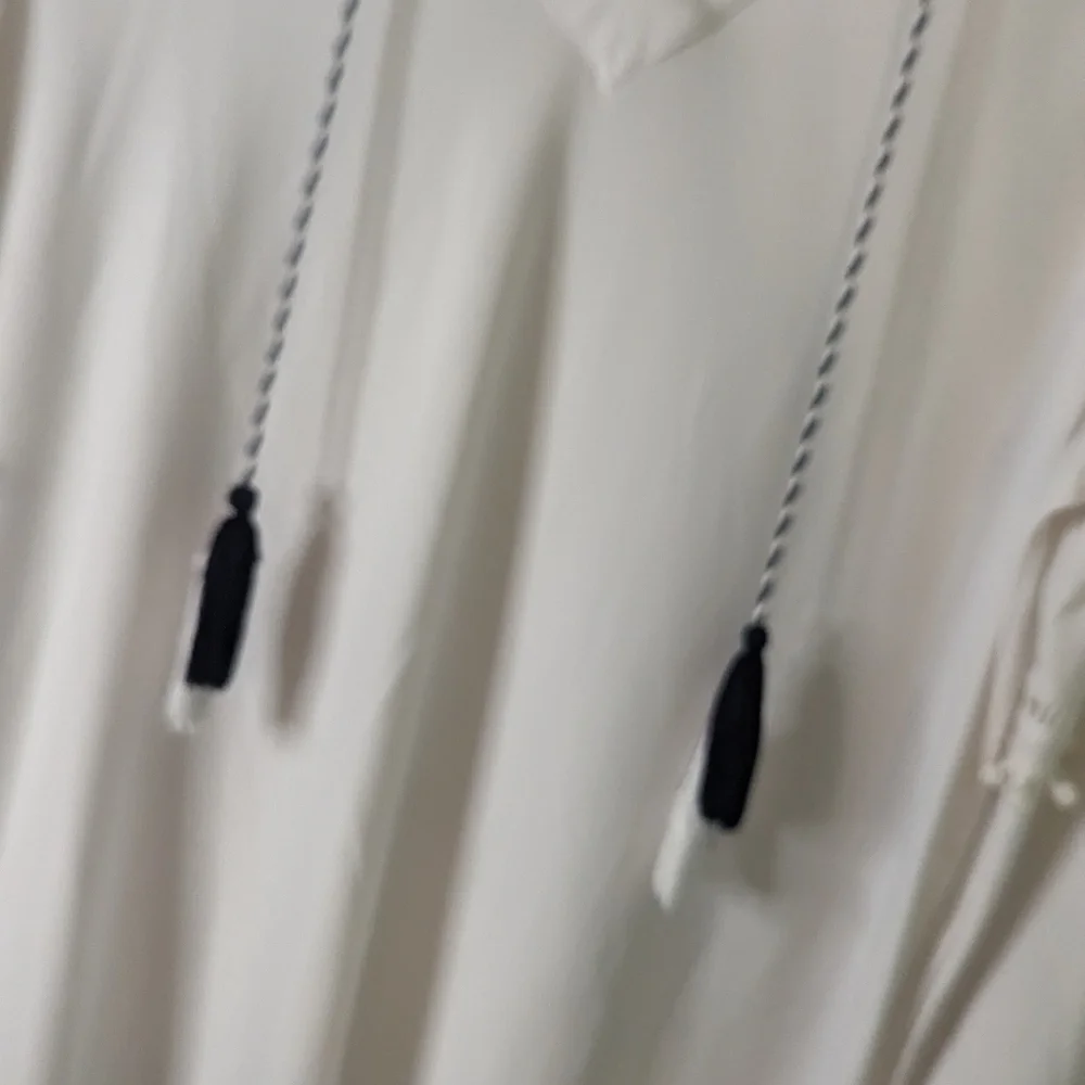 Liz Claiborne L Cream Top - Picture 6 of 7